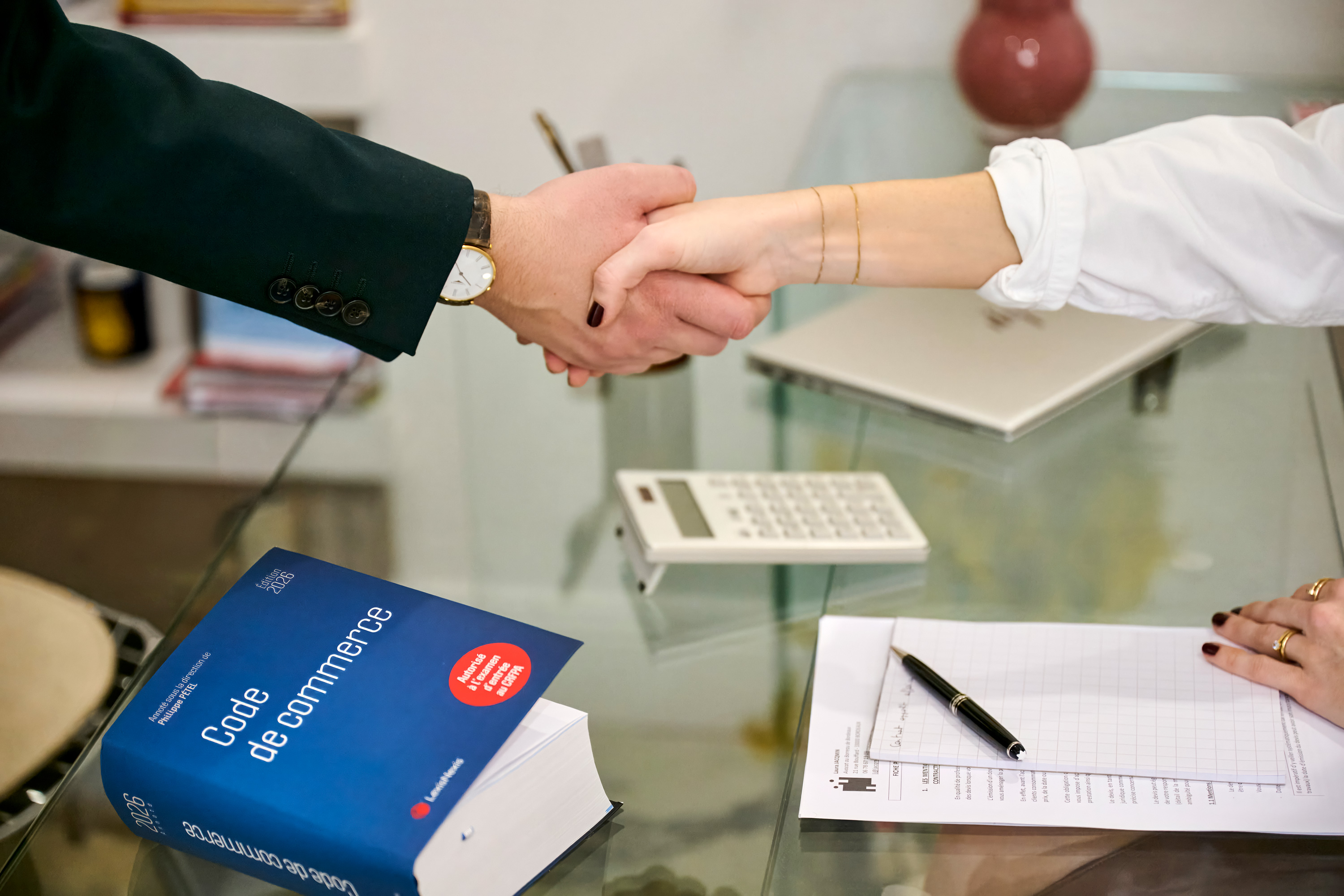 Laura Jacqmin, avocate en contentieux commercial à Bordeaux